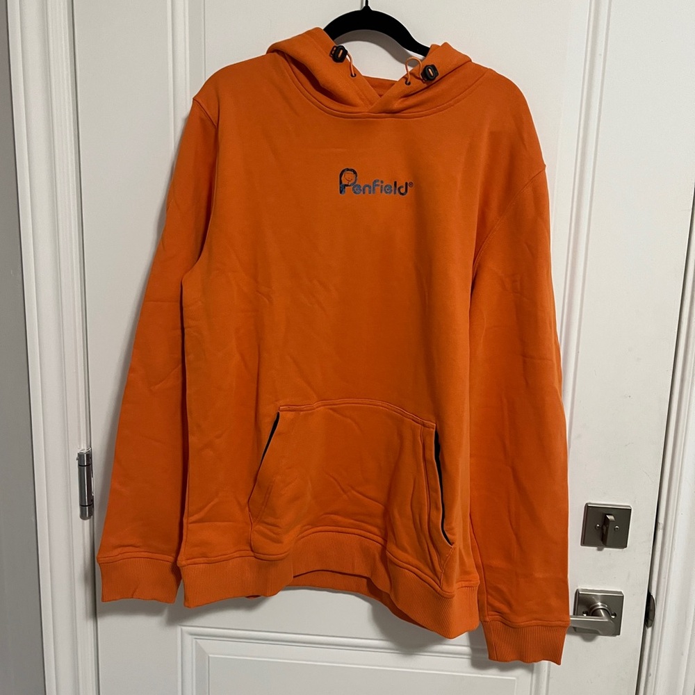 NWT - Penfield Men’s Bear Camo Filled Graphic Print Hoodie - Size XL